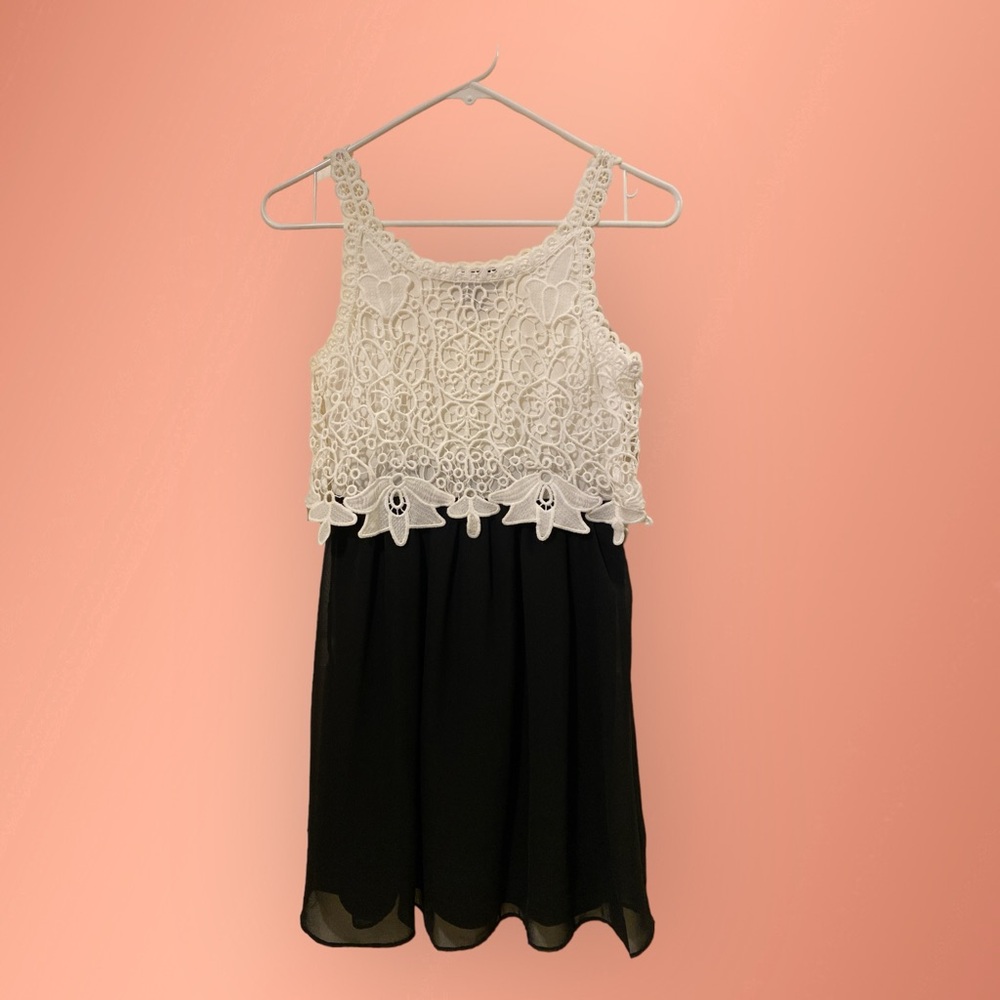 EUC worn once Girls dress size 14 Amy Byer
